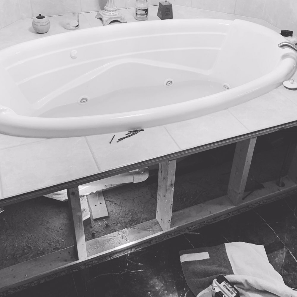 Is Your Bathtub Causing Water Damage In Your Ceiling Call Us
