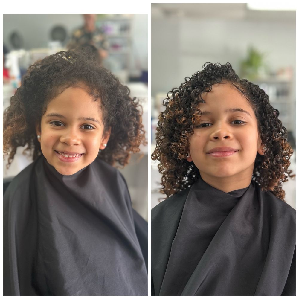 Hair By Yovanna Logo