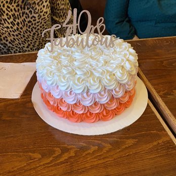 Smallcakes - Confetti cake ombré - Cupcakes Near Me - South Barrington, Illinois Smallcakes - Confetti cake ombré - Cupcakes Near Me - South Barrington, Illinois