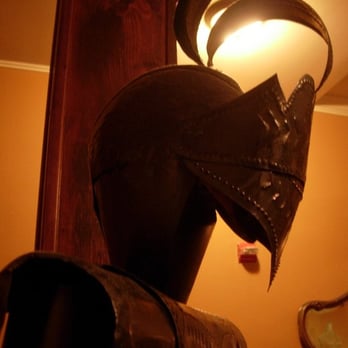 Columns - Suit of Armor on the 3rd floor - Hotels Near Me - New Orleans, Louisiana