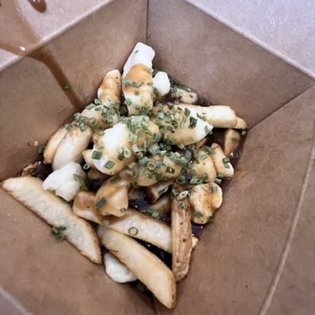 Ben's Chili Dogs - Poutine - Hot Dogs Near Me - Newport, Rhode Island
