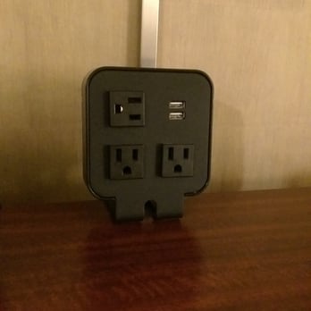 Hampton Inn Seattle-Airport - Love that they had usb options - Hotels Near Me - Seattle, Washington Hampton Inn Seattle-Airport - Love that they had usb options - Hotels Near Me - Seattle, Washington