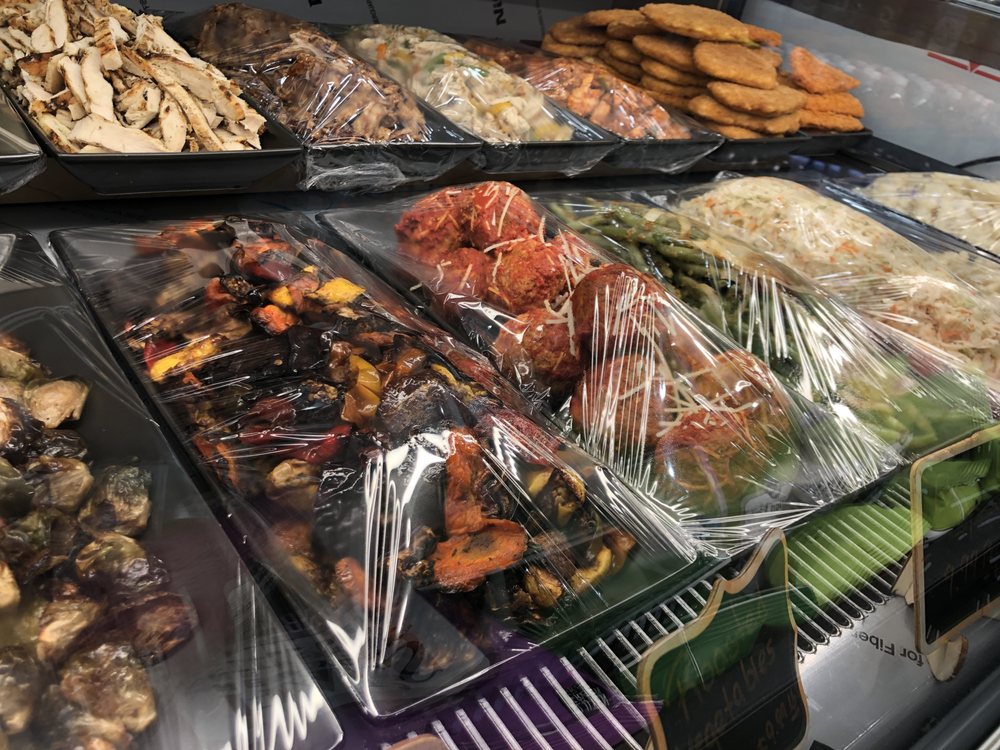 Varick’s Market Place Logo