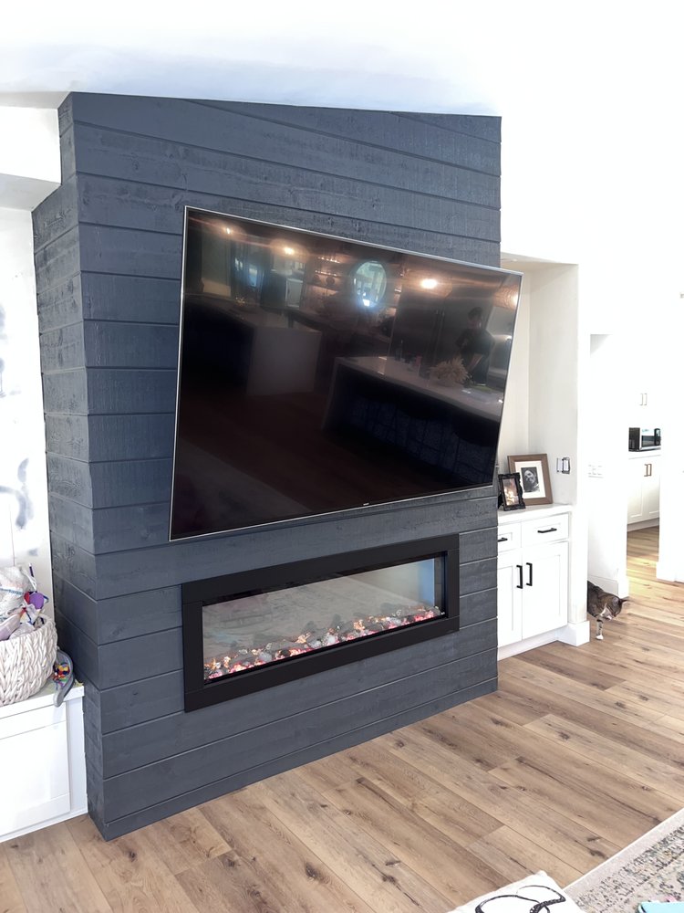 Slide of MasterCraft Electricians
