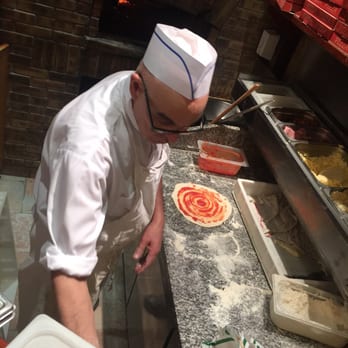 Pizza Oskian - Cook at work - Pizza Near Me - Paris, 75