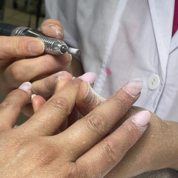 Long Lasting Nails - Nail Salons Near Me - Carson, California
