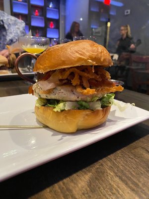 Avenue Social Kitchen & Cocktails by null