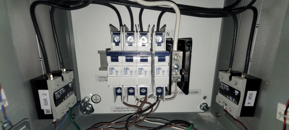 Slide of Mox Electric