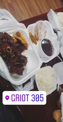 Griot 305 by null