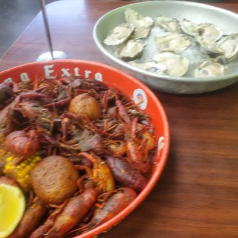 Fish N Tails Oyster Bar - Seafood Near Me - Dallas, Texas Fish N Tails Oyster Bar - Seafood Near Me - Dallas, Texas