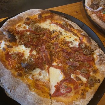 Hard Knox Pizzeria - Bonecrusher pizza - Pizza Near Me - Knoxville, Tennessee Hard Knox Pizzeria - Bonecrusher pizza - Pizza Near Me - Knoxville, Tennessee