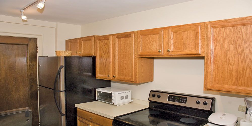 MAYFLOWER APARTMENTS Updated July 2024 16 Photos 66 Summer St