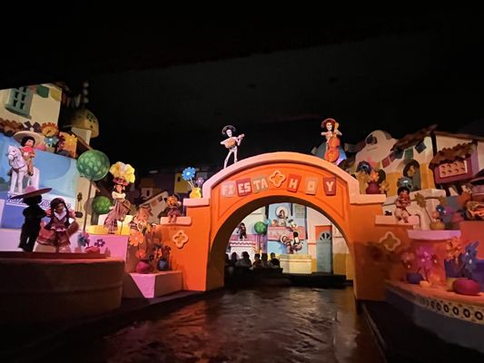 Gran Fiesta Tour Starring The Three Caballeros by null