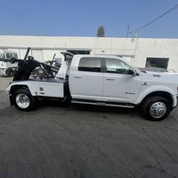 Artesia Towing and Tires - Tow Truck