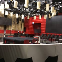 VARA Studio's Westergasfabriek - DWDD studio. Klein!