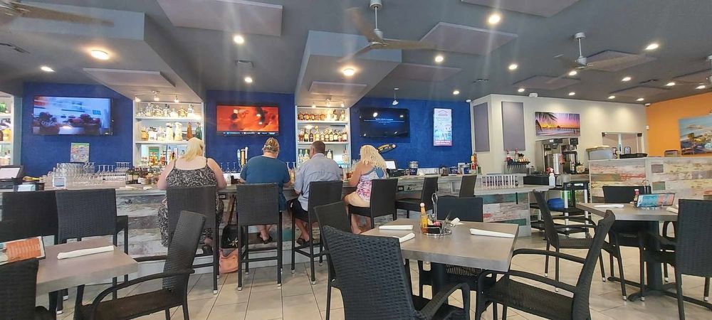 La Ola Surfside Restaurant