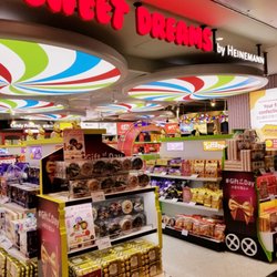 Sweet Dreams by Heinemann - Sweet Dreams at HongKong airport
