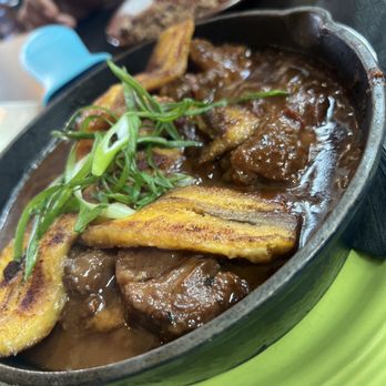 Oyo - Oxtail Stew - Latin American Near Me - Pleasanton, California Oyo - Oxtail Stew - Latin American Near Me - Pleasanton, California