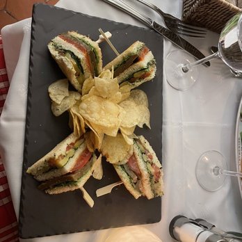 La Mère Catherine - Vegetarian club sandwich! - French Near Me - Paris, 75
