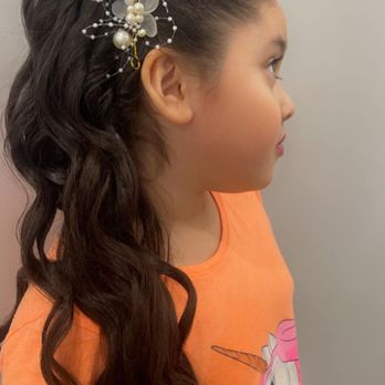 17 Hair Studio - Hair Salons Near Me - Chicago, Illinois