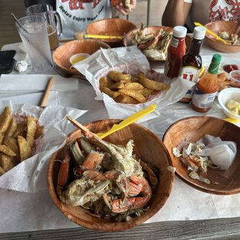 Rustic Inn Crabhouse - Dungeness Garlic Crabs with French Fries - Seafood Near Me - Fort Lauderdale, Florida Rustic Inn Crabhouse - Dungeness Garlic Crabs with French Fries - Seafood Near Me - Fort Lauderdale, Florida