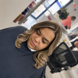 Ana's Beauty Salon