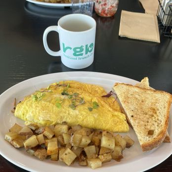 RealGood Brunch - Spin'On cheese omelette - Breakfast & Brunch Near Me - Tucson, Arizona RealGood Brunch - Spin'On cheese omelette - Breakfast & Brunch Near Me - Tucson, Arizona