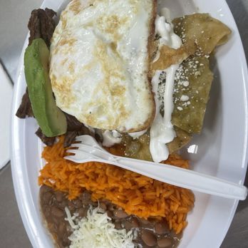 Tacos El Pau - Chilaquiles with salsa verde - Tacos Near Me - Los Angeles, California