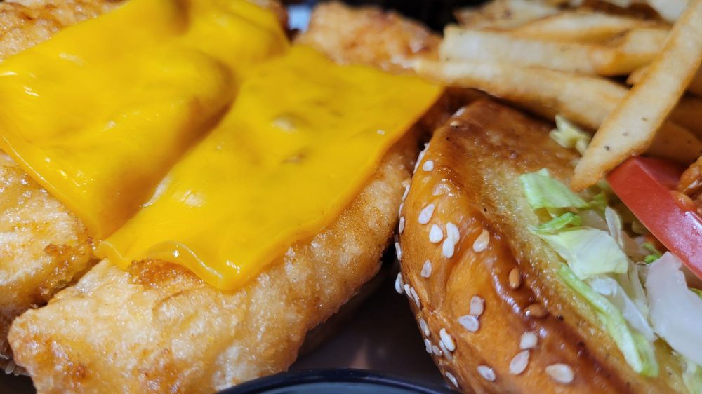 RUSTY BUCKET RESTAURANT & TAVERN 183 Photos & 124 Reviews 73 N