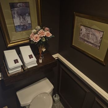 Mamma Maria - Bathroom - Italian Near Me - Boston, Massachusetts