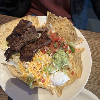 Los Molcajetes - Steak fajita salad - Mexican Near Me - Roanoke, Texas Los Molcajetes - Steak fajita salad - Mexican Near Me - Roanoke, Texas