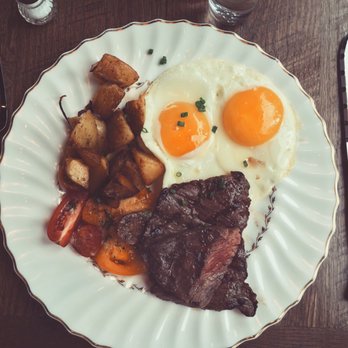 Bramble House - Steak and eggs with yummy potatoes and heirloom tomatoes - New American Near Me - Vashon, Washington