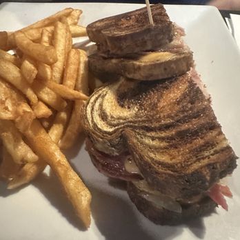Billy Blues Bar and Grill - Reuben - Burgers Near Me - Vancouver, Washington Billy Blues Bar and Grill - Reuben - Burgers Near Me - Vancouver, Washington