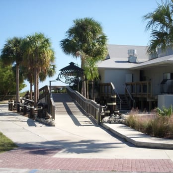 Lighthouse Cafe - Light House Cafe in Key Biscayne - Cafes Near Me - Key Biscayne, Florida Lighthouse Cafe - Light House Cafe in Key Biscayne - Cafes Near Me - Key Biscayne, Florida