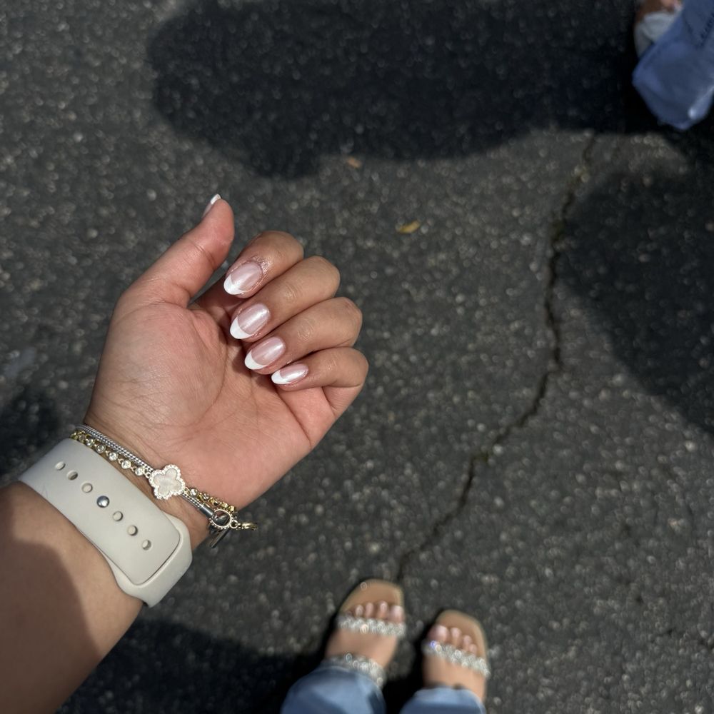 Vdara Nails Lounge - Nail Salons Near Me - San Clemente, California
