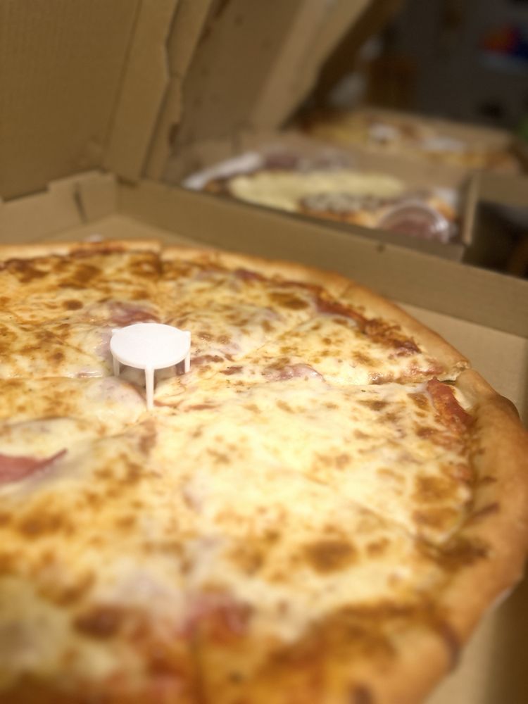 PIONEER PIZZA Updated September 2024 11 Photos & 33 Reviews Mi 32