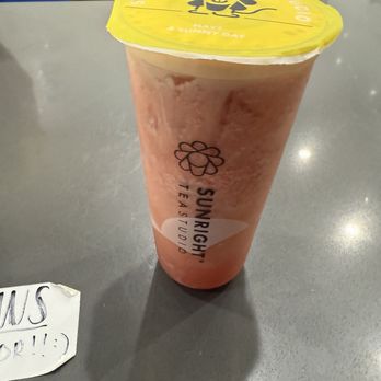 Sunright Tea Studio - Strawberry Jasmine Tea - Bubble Tea Near Me - Artesia, California