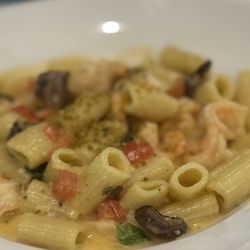 Leo's Italian Social - Shrimp pasta they were out of lobster