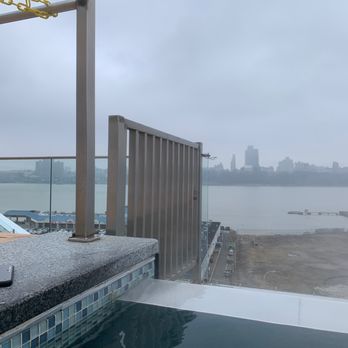 SoJo Spa Club - Infiniti pool - Saunas Near Me - Edgewater, New Jersey SoJo Spa Club - Infiniti pool - Saunas Near Me - Edgewater, New Jersey