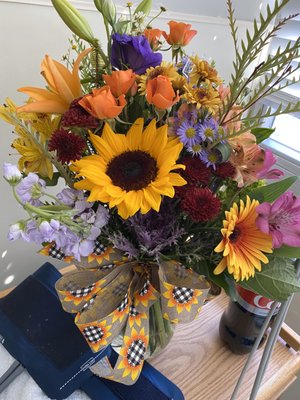 EVANS FLOWER SHOP - Updated October 2025 - 1014 B Noble St, Anniston ...