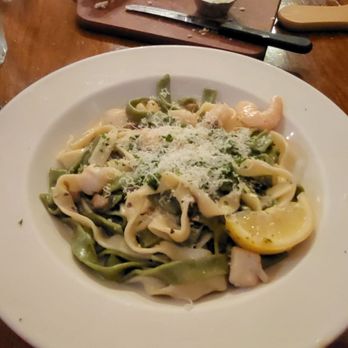 The Old Spaghetti Factory - Seafood Fettuccine Alfredo - Italian Near Me - Vancouver, British Columbia The Old Spaghetti Factory - Seafood Fettuccine Alfredo - Italian Near Me - Vancouver, British Columbia