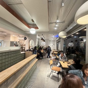 Da Vien Coffee - Interior - Coffee & Tea Near Me - Garden Grove, California