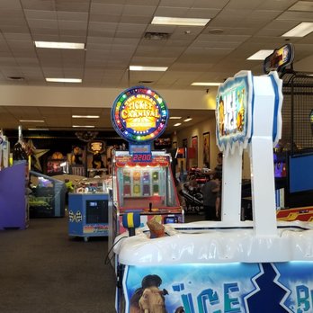 Chuck E. Cheese - Pizza Near Me - La Mirada, California