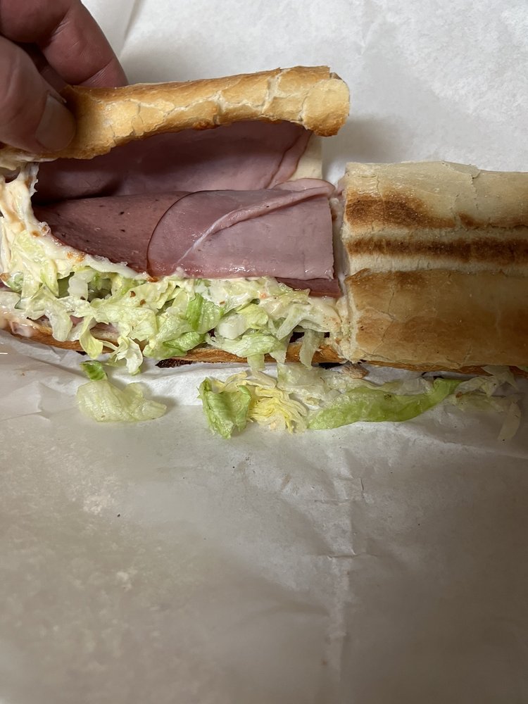 MAMA MIA’S PIZZA Updated October 2024 11 Photos & 19 Reviews 1525