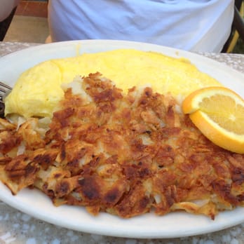 Egg Plantation - One of the many vegetarian omelets - Breakfast & Brunch Near Me - Newhall, California