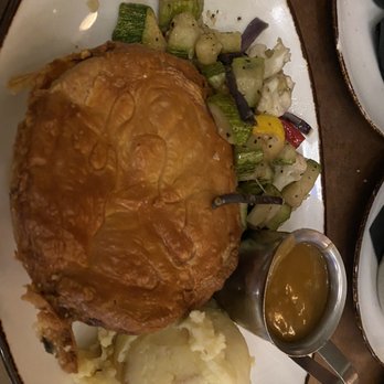 Linn's Restaurant - Chicken pot pie - American Near Me - Cambria, California Linn's Restaurant - Chicken pot pie - American Near Me - Cambria, California