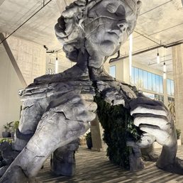 Thrive sculpture Thrive sculpture