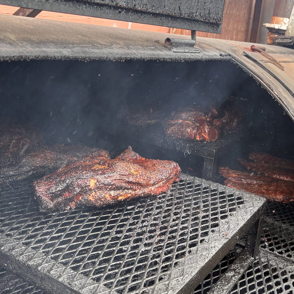 Storrs Smokehouse - Smokehouse Near Me - Newberg, Oregon Storrs Smokehouse - Smokehouse Near Me - Newberg, Oregon