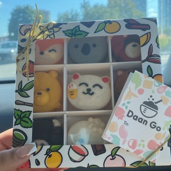 Daan Go Cake Lab - Patisserie/Cake Shop Near Me - Mississauga, Ontario