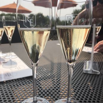 Roederer Estate - Wineries Near Me - Philo, California